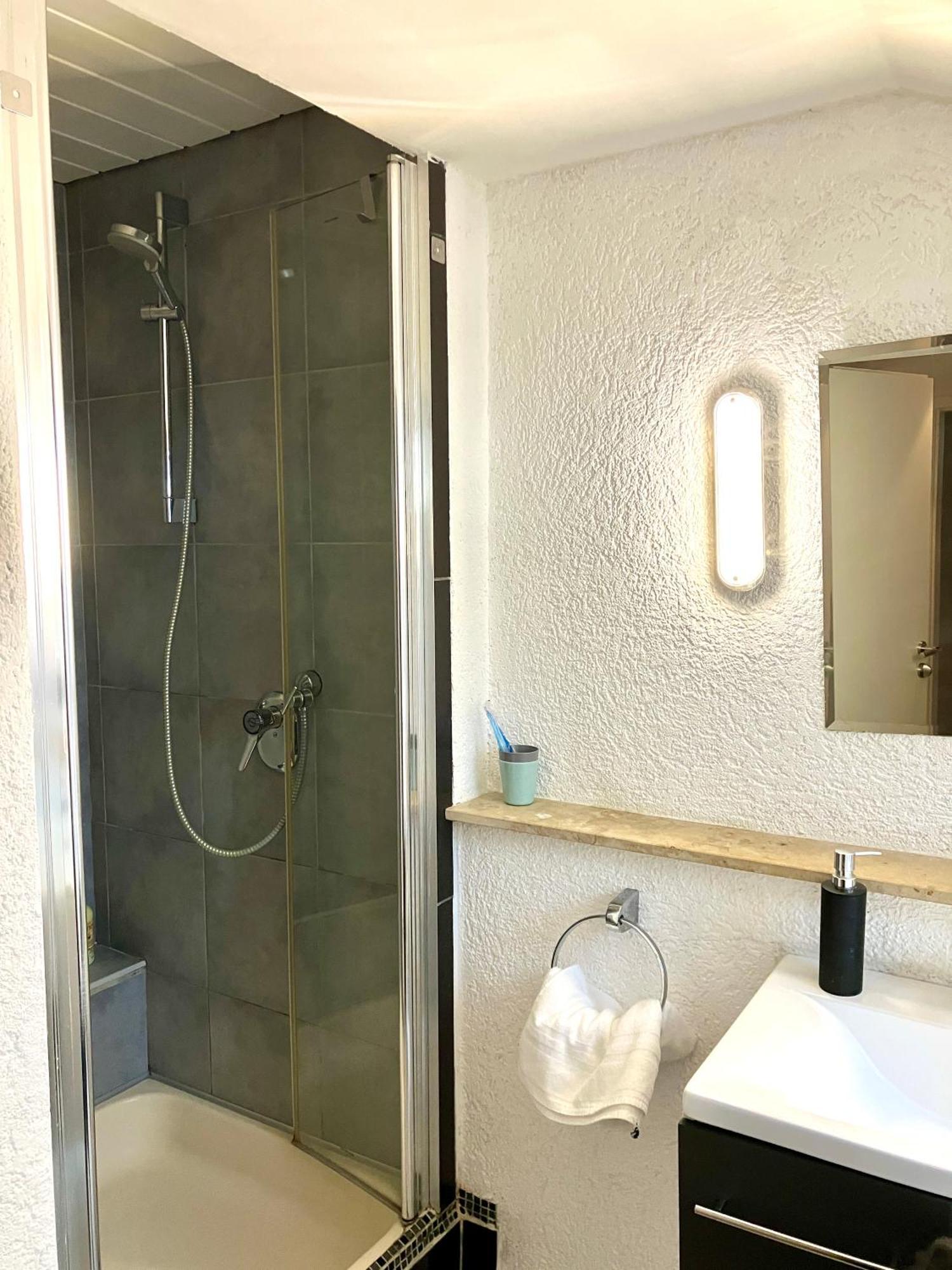 Ue Villa 4 Zimmer Hirschaid Exteriör bild